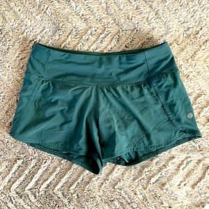 Lululemon 🍋 Women’s Speed Up Mid-Rise Lined Short 4" Colour Jade Size 4